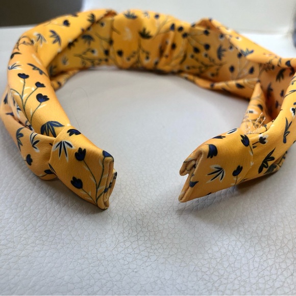 Headbands of Hope Set of 2 Gold and Navy Floral - Picture 6 of 16